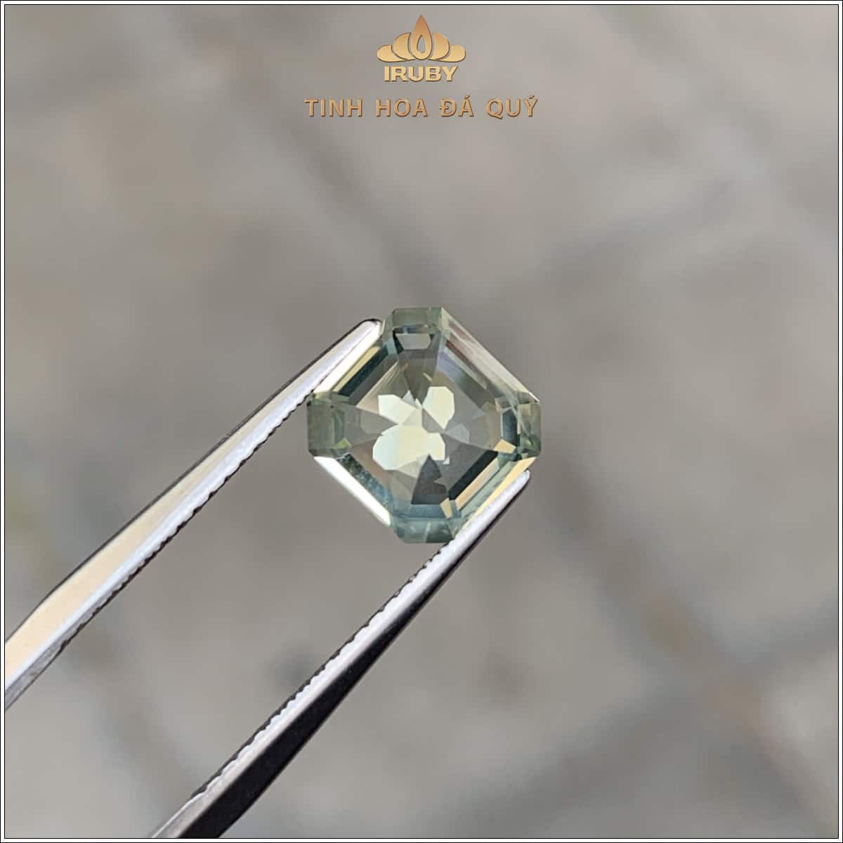 Đá Sapphire vàng tự nhiên 100% 2,73ct - IRYSKG 25621273 Đá Sapphire vàng tự nhiên 100% 2,73ct - IRYSKG 25621273