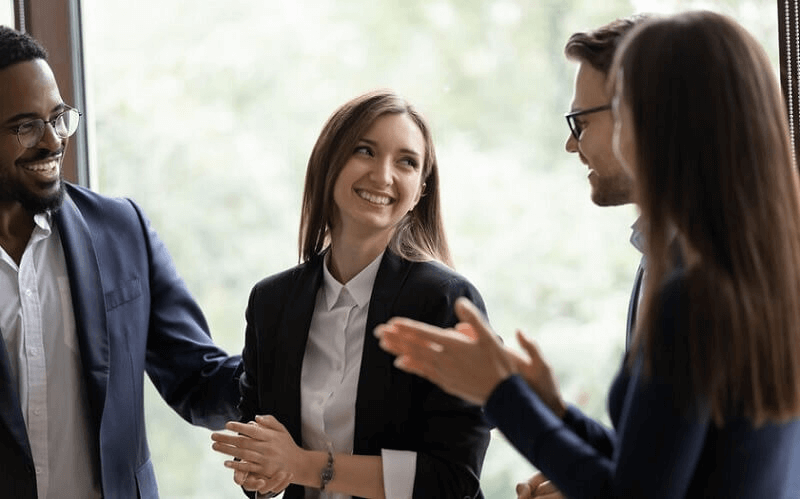Công việc của nữ Quý Hợi sẽ gặp rất nhiều thuận lợi do được sao Thái Dương hỗ trợ nhưng phải chú ý sức khỏe Cong viec cua nu Quy Hoi se gap rat nhieu thuan loi do duoc sao Thai Duong ho tro nhung phai chu y suc khoe