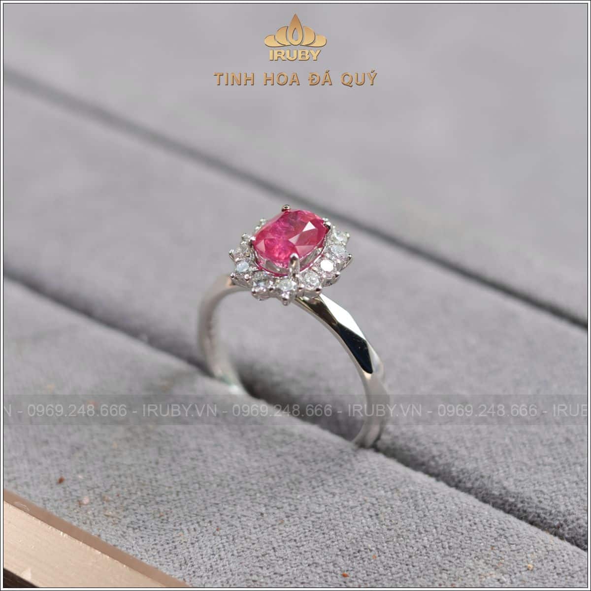 Nhẫn nữ Ruby kết kim cương Nhẫn nữ Ruby kết kim cương