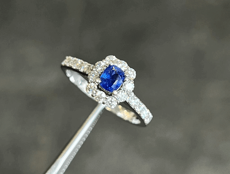 Sapphire xanh là loại đá có thể hóa giải tác động tiêu cực từ sao Thái Bạch giúp nữ Quý Sửu ổn định tài chính Sapphire xanh la loai da co the hoa giai tac dong tieu cuc tu sao Thai Bach giup nu Quy Suu on dinh tai chinh